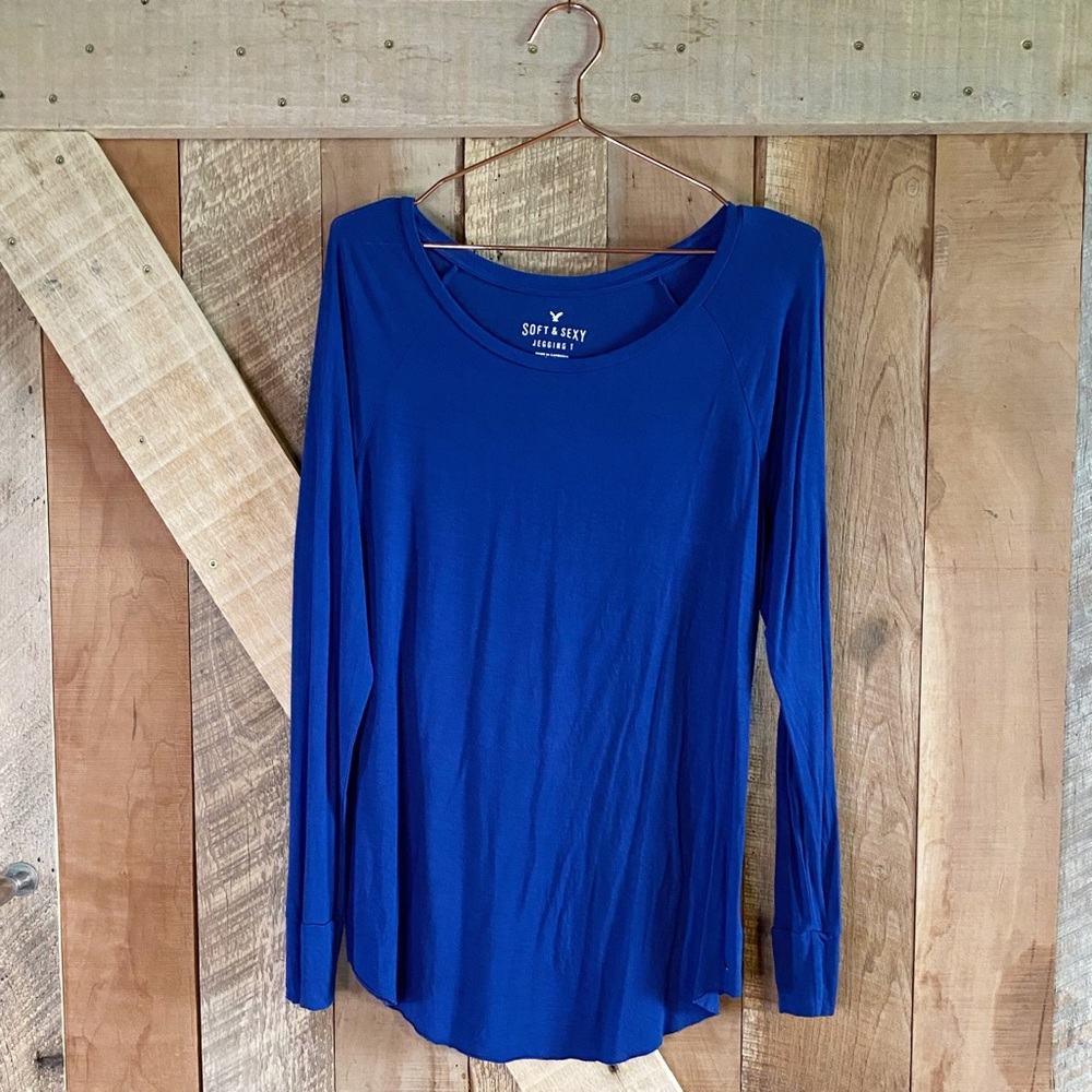 AE | Soft & Sexy Jegging Tee